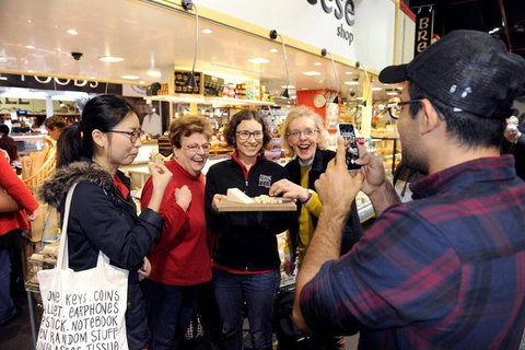 Small-Group Adelaide Central Market Early Breakfast Tour - Australia Accommodation 5