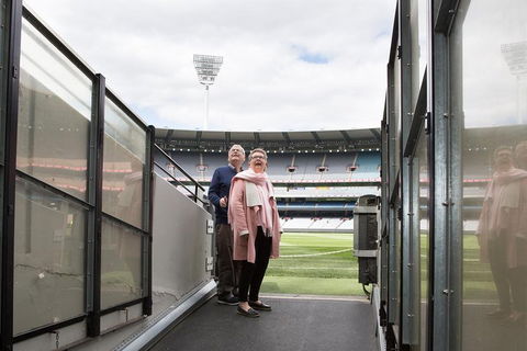 Ultimate Sports Lovers Bus Tour Of Melbourne - Australia Accommodation 3